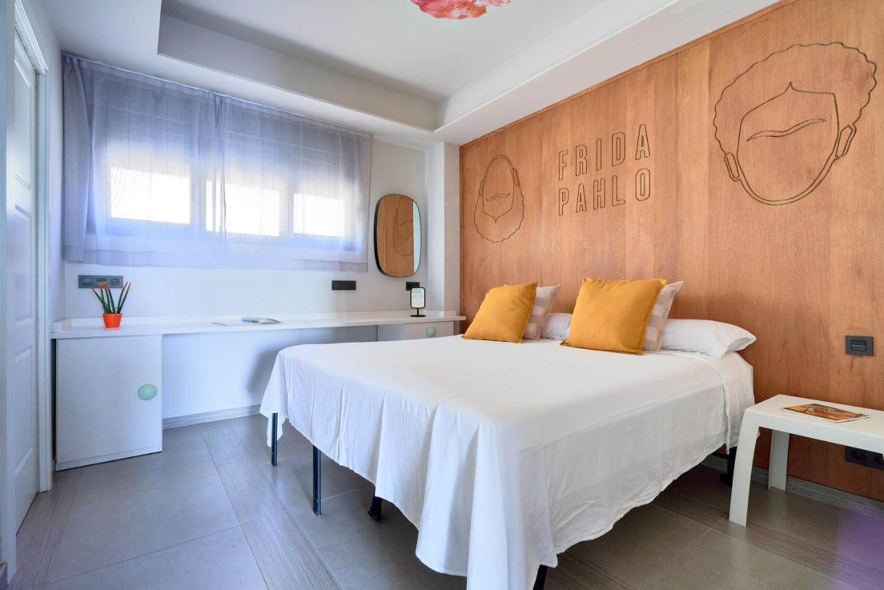 Frida Pahlo Apartment